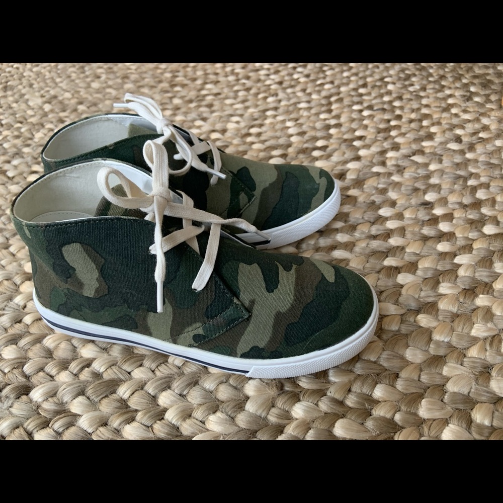 J.Crew Crewcuts Camo McAllister Sneakers Size 3